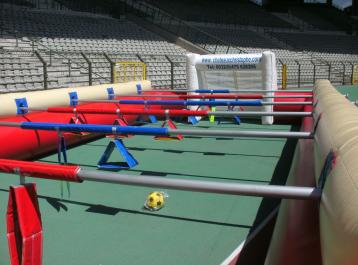 Babyfoot géant